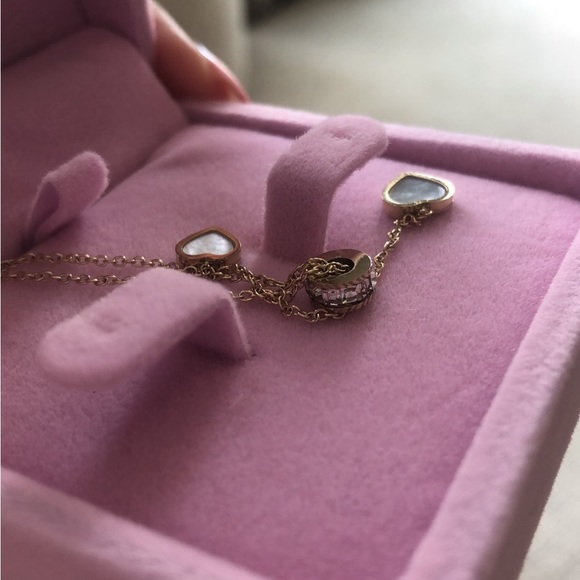 Mother of Pearl heart necklace - Picture 3 of 4